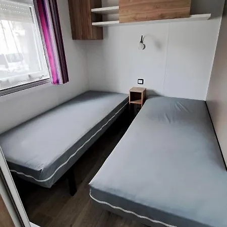 Camping Mobile Climatise 3 A Narbonne-Plage